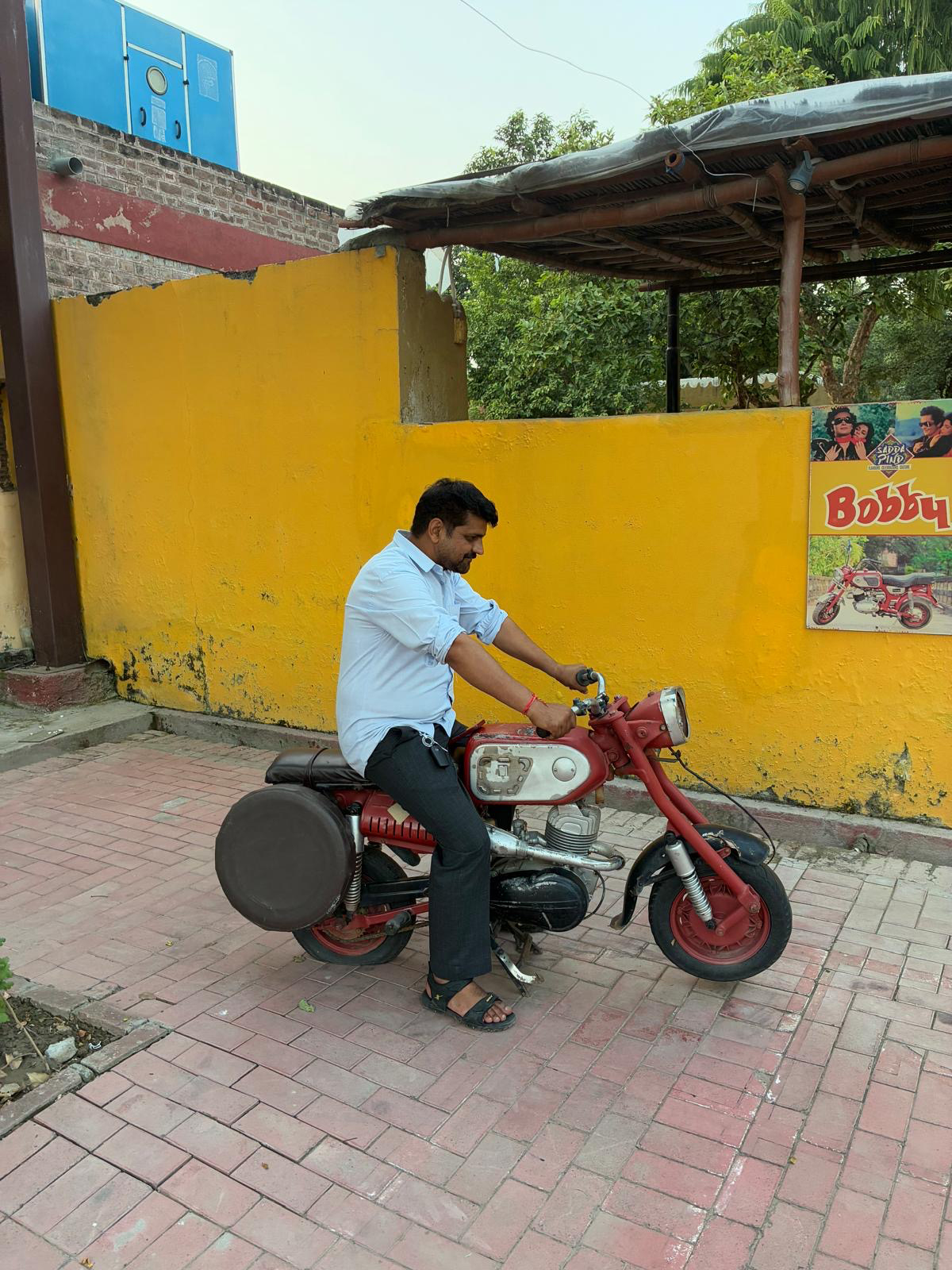 Northern India Trips Garmeet Singh enjoying with us